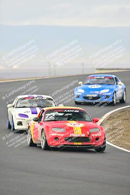 media/Jan-26-2025-CalClub SCCA (Sun) [[cfcea7df88]]/Group 1/Race/